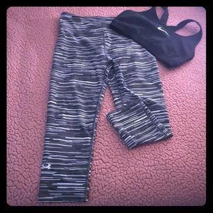 UA cropped leggings!! 😍